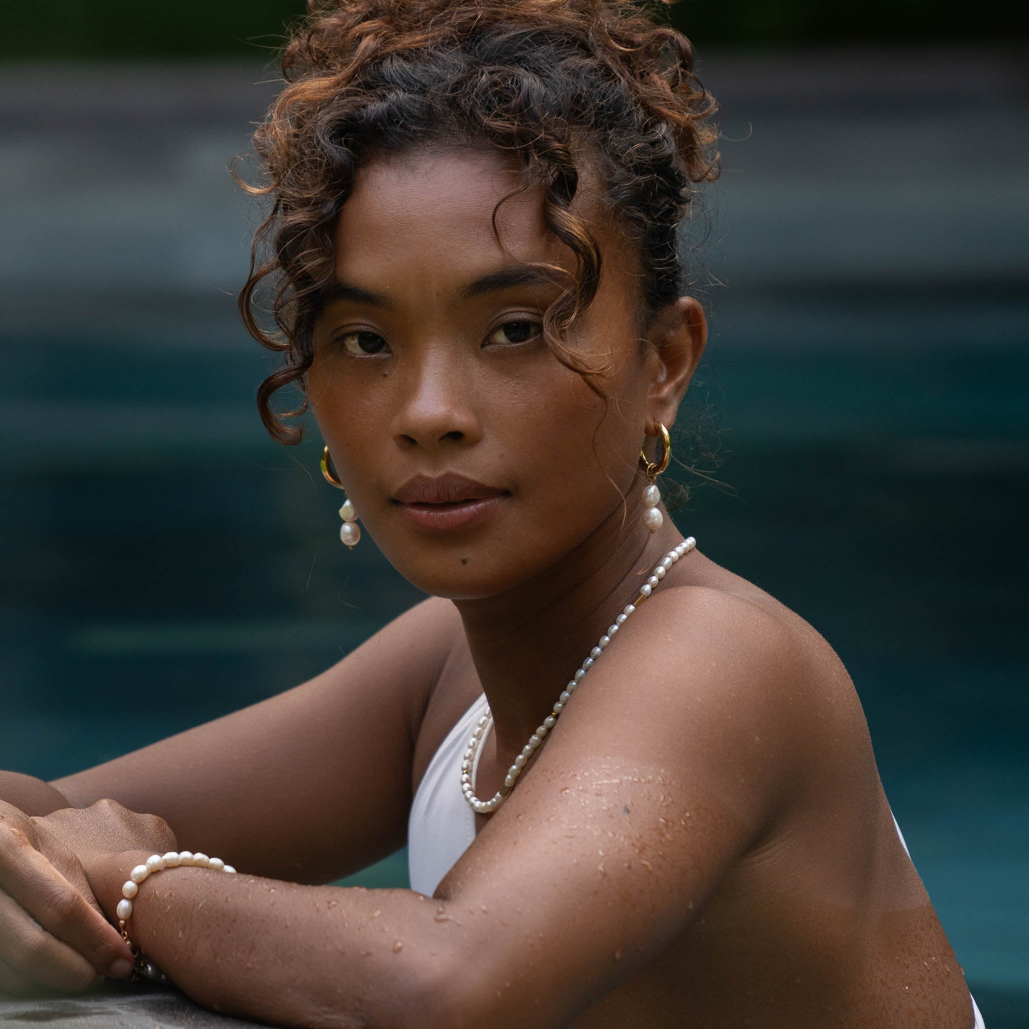 Livia - Helmikaulakoru