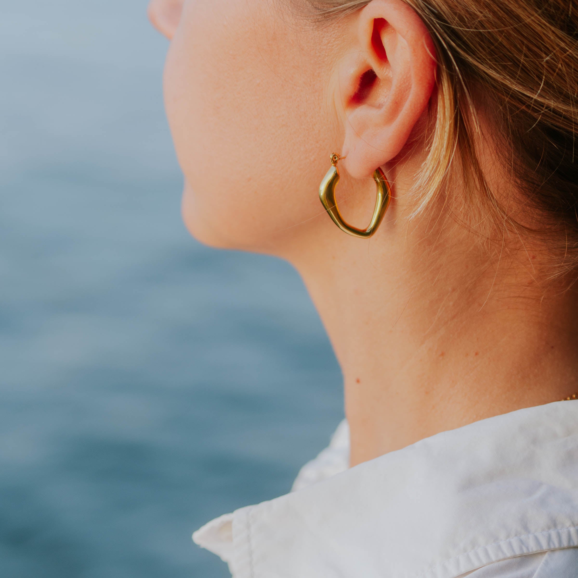 Rosa - Korvakorut - Maya Helie