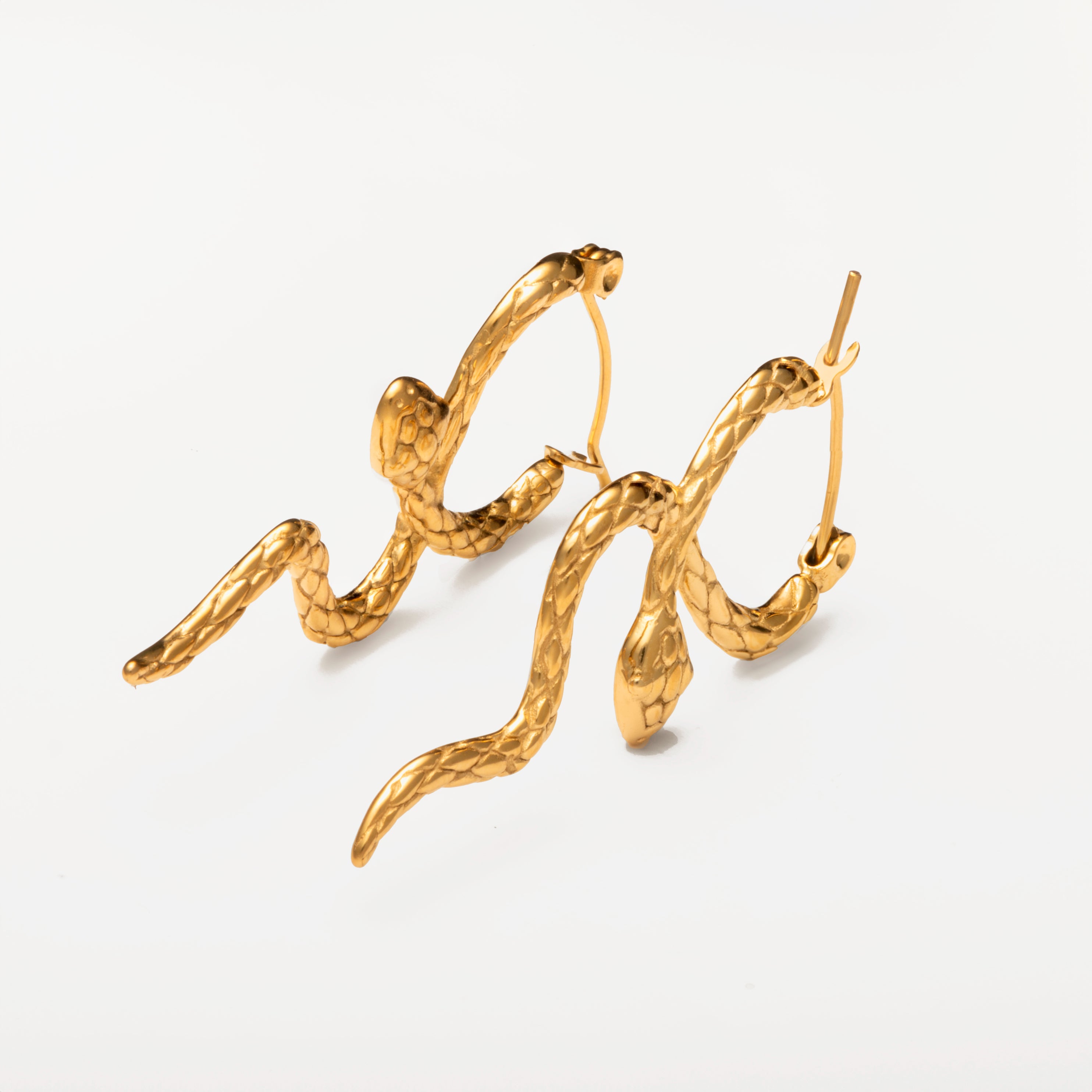 Cobra - Korvakorut - Maya Helie