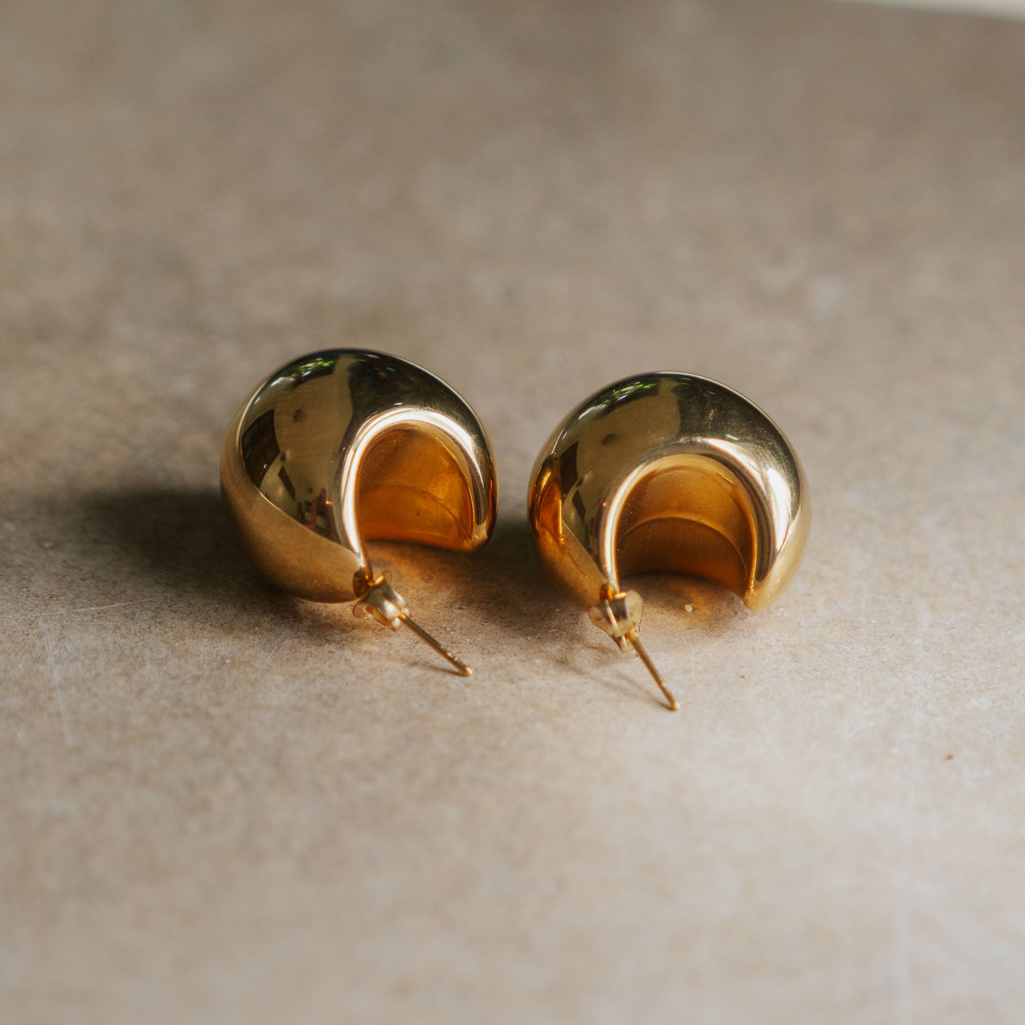 Grace - Korvakorut - Maya Helie